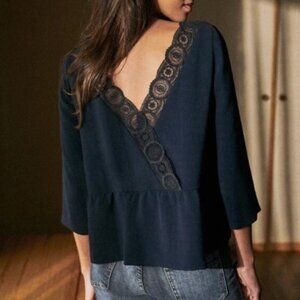Sezane Louisie Blouse in Marine S 38 / US 6